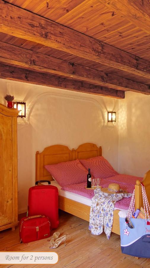 B B Guesthouse Тихань Экстерьер фото